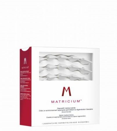 Matricium MATRICIUM™ Regenerująca kuracja, stymulująca odnowę skóry, 1 ml x 30 ampułek